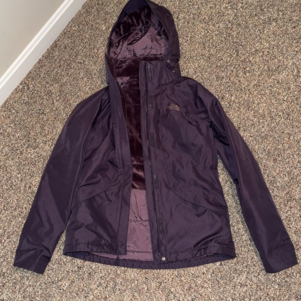 LIKE NEW NORTH FACE COAT!
